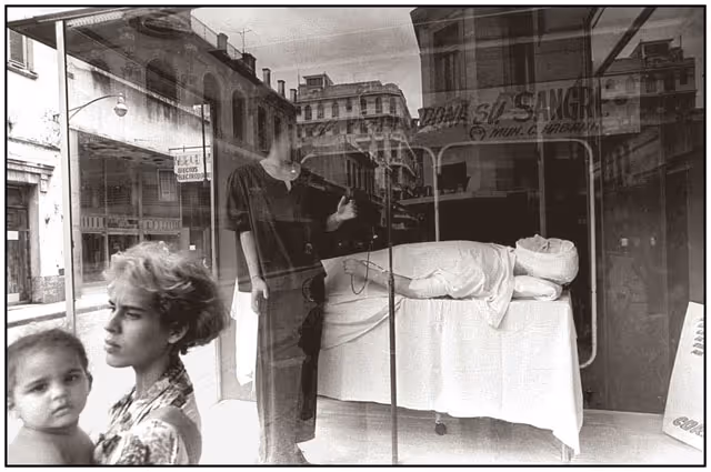 From Dossier Habana album