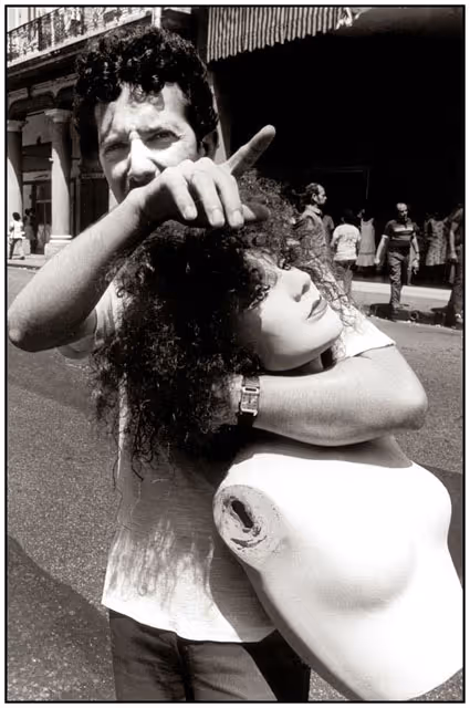 From Dossier Habana album