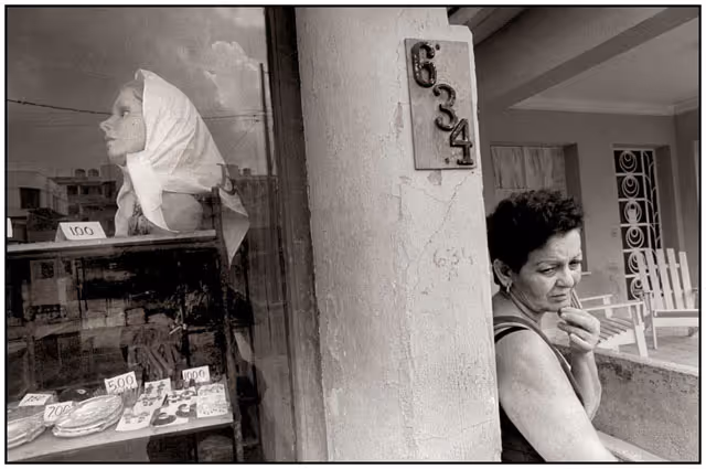 From Dossier Habana album