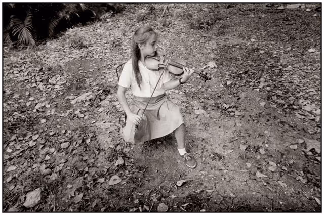 From Dossier Habana album