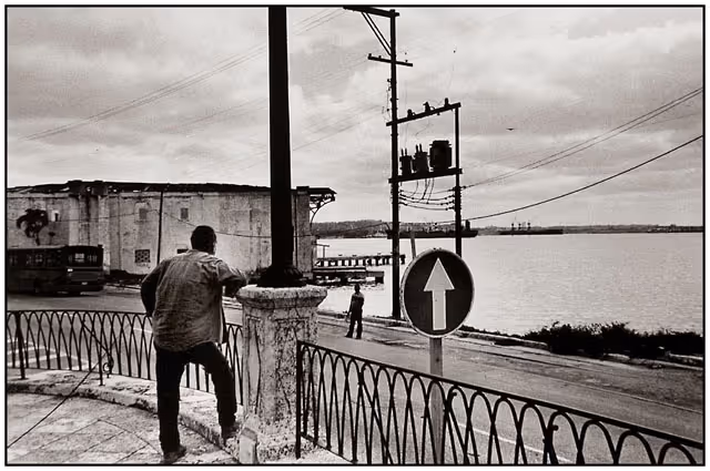 From Dossier Habana album