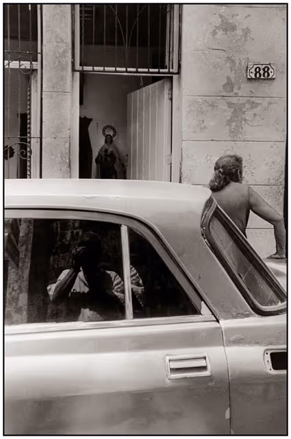 From Dossier Habana album