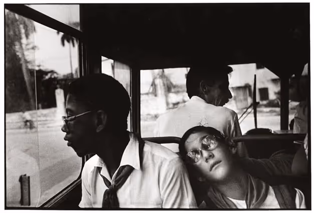 From Alas en la sombra album