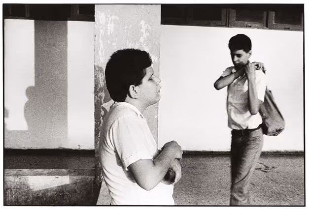 From Alas en la sombra album